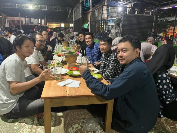 Memupuk kebersamaan dengan Buka Puasa bersama